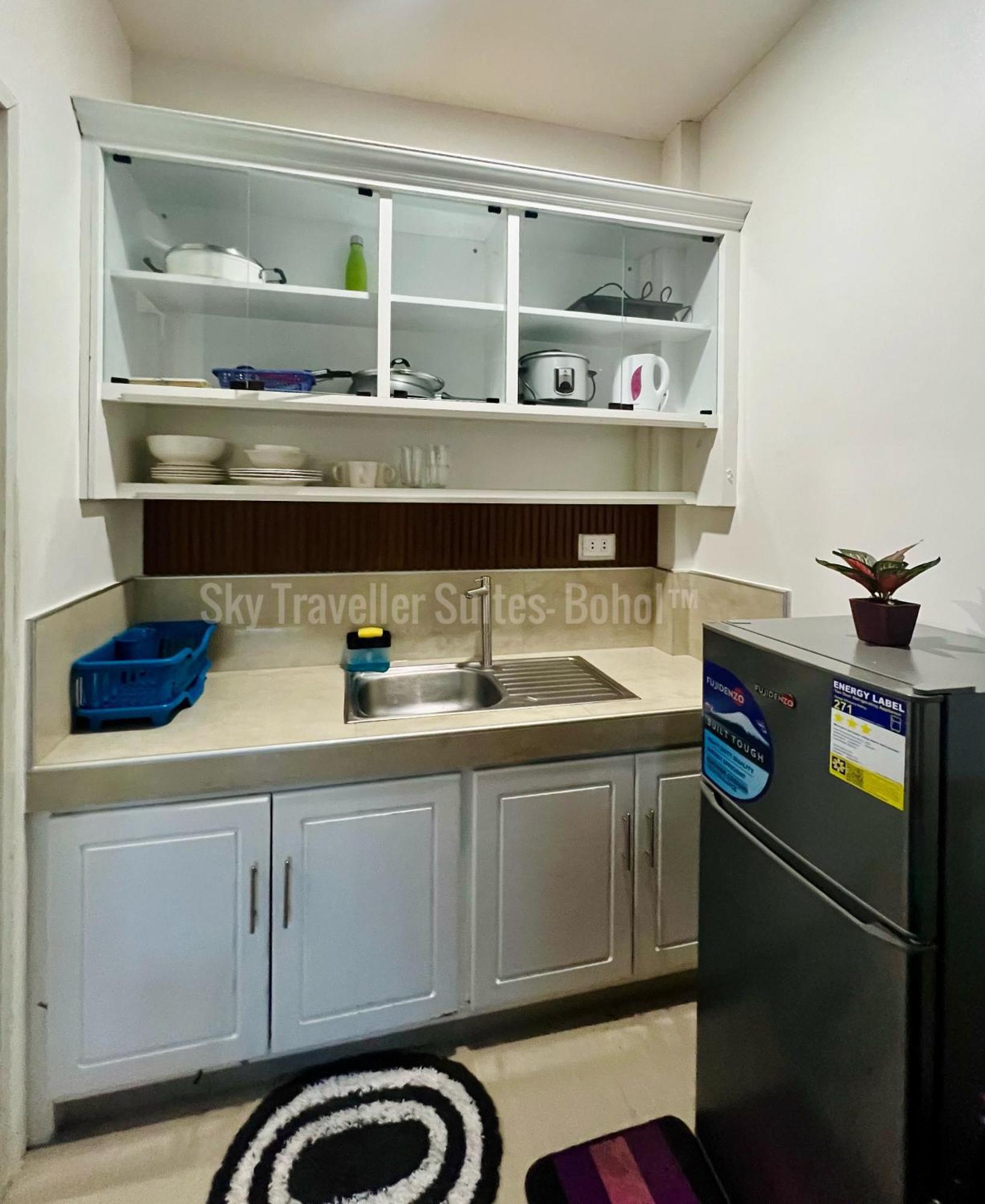 Sky Traveller Suites Панглао Экстерьер фото