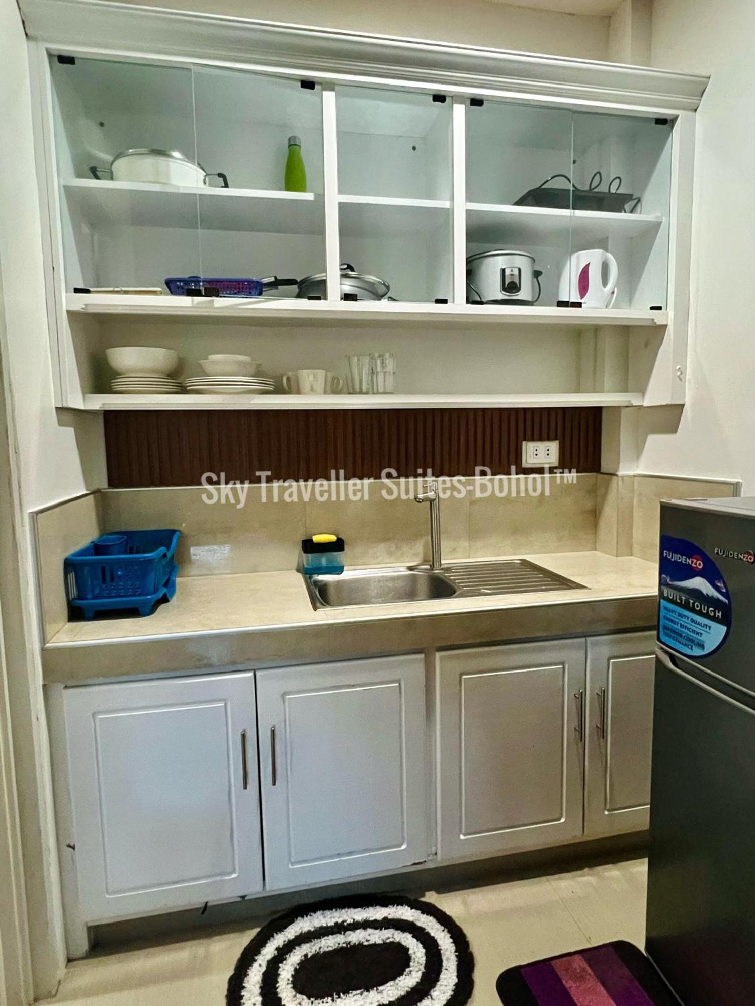 Sky Traveller Suites Панглао Экстерьер фото