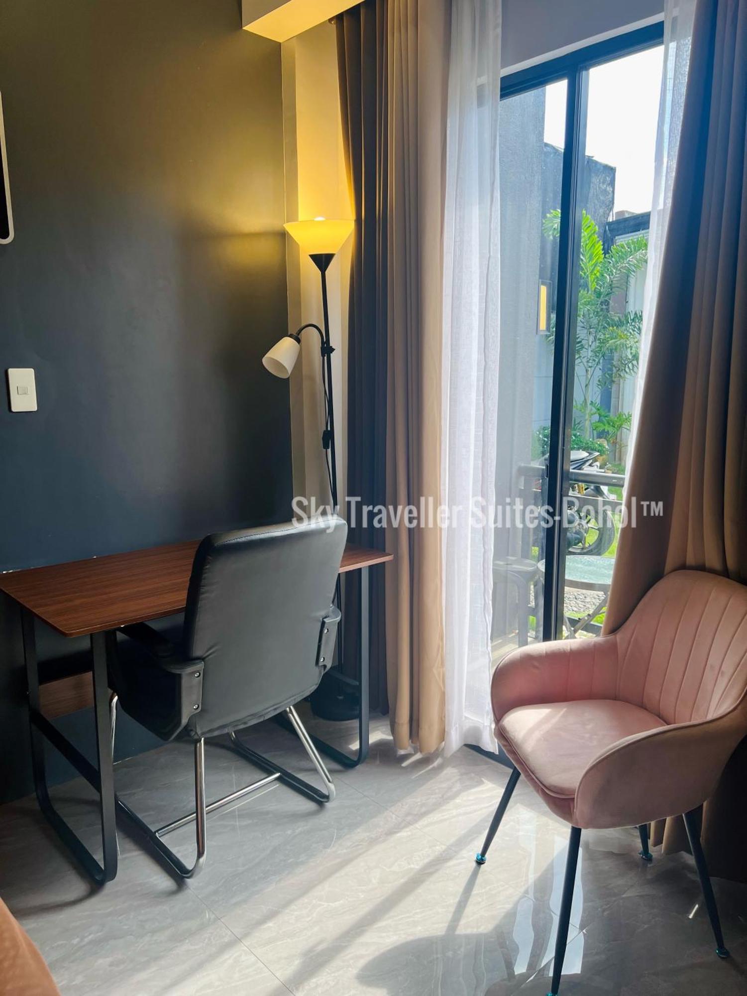 Sky Traveller Suites Панглао Экстерьер фото