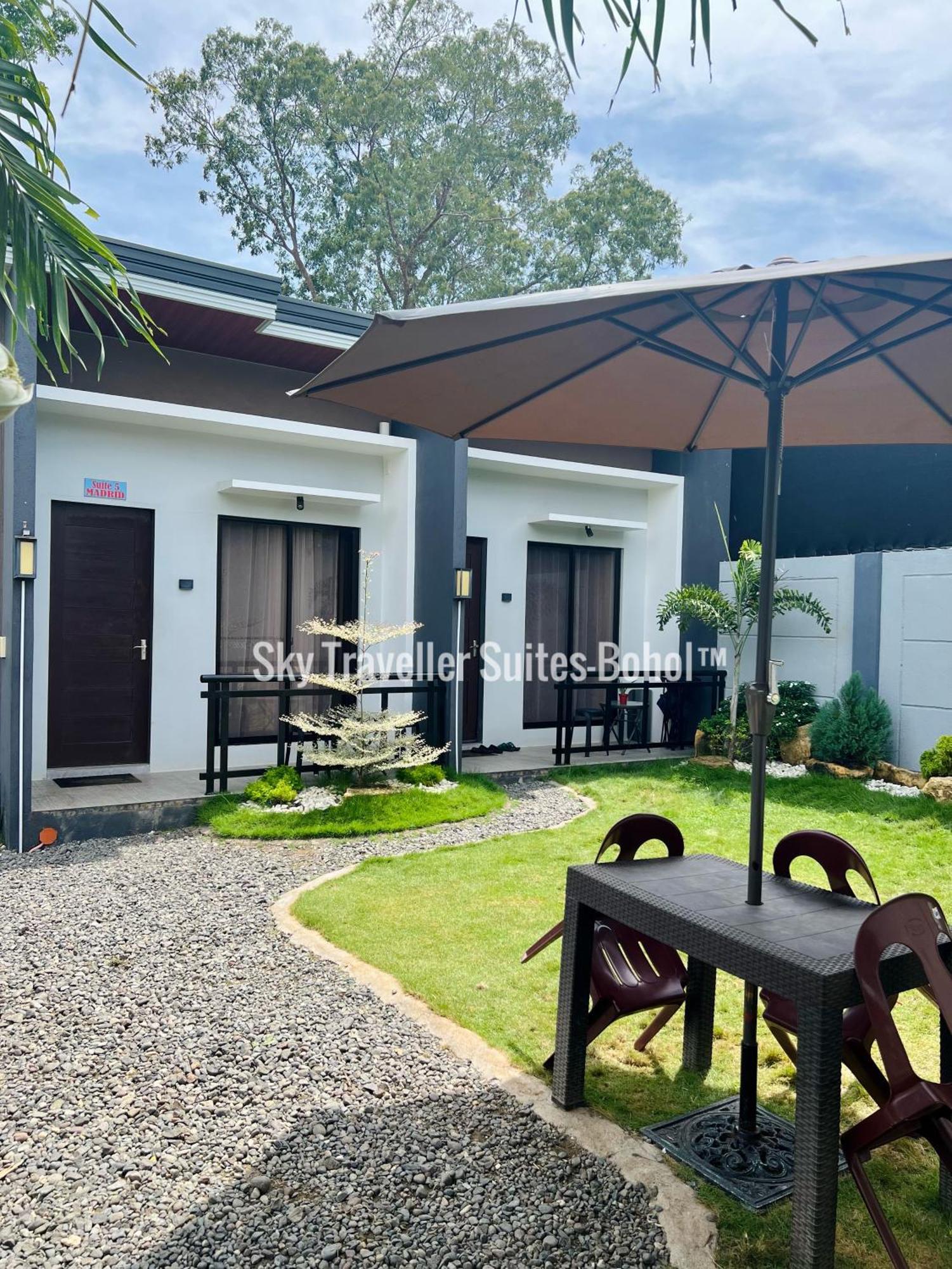 Sky Traveller Suites Панглао Экстерьер фото
